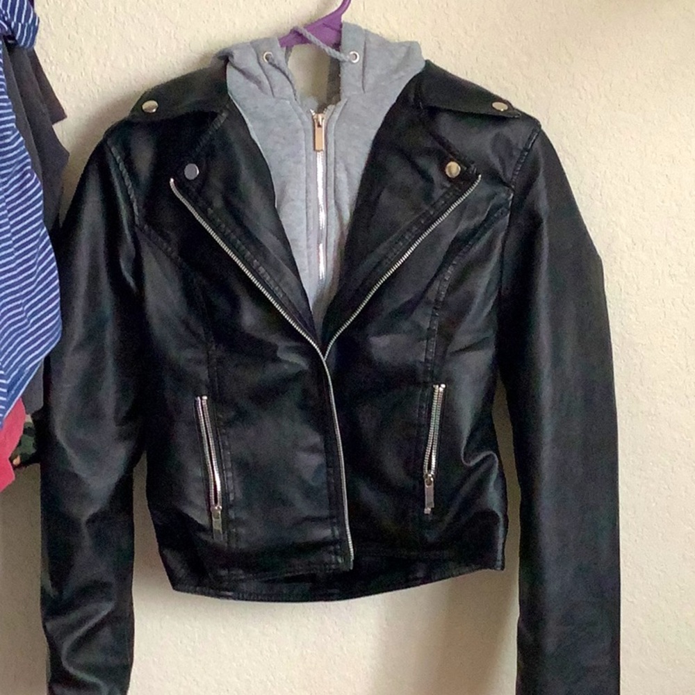 This is a jacket great for winter it is black and grey and has a fuzzy inside.